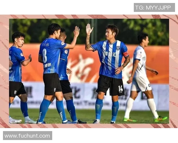 南京足球队与重庆足球队赛后分析实力对比及未来展望